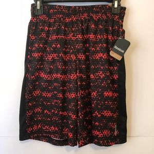 NEW Reebok boys shorts size M